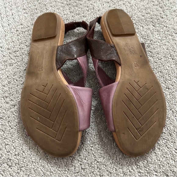 Bueno Flat sandals purple lilac Cross strap slingback - Picture 4 of 4